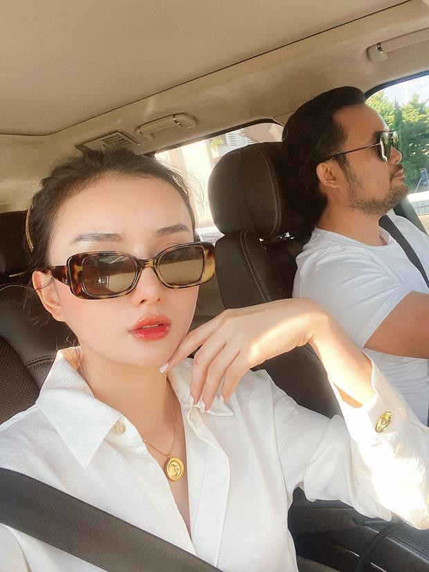 Đẳng cấp chiều chuộng vợ của ông xã Angela Chu đã nhanh chóng gây chú ý với hầu hết cư dân mạng.