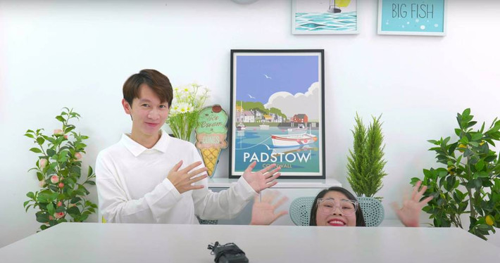 Thế nhưng, vào ngày 1/5 mới đây nữ Youtuber Thơ Nguyễn đã chính thức quay trở lại với tên gọi Thơ Ngáo Ngơ - theo cách Tiểu Bảo Bảo gọi.