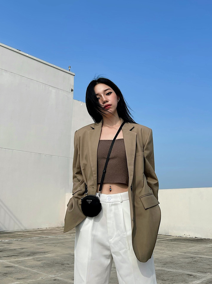 Không thể phủ nhận ngoài tài năng thì nhan sắc của nữ streamer Linh Ngọc Đàm cũng không phải dạng vừa.