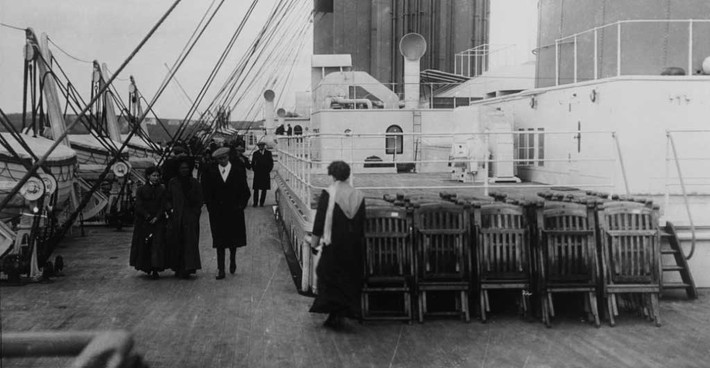 Boong tàu Titanic trong bức ảnh chụp năm 1912. Ảnh OLD