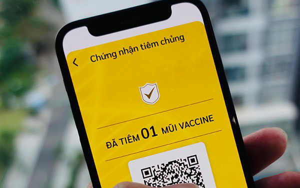 Tuy nhiên, theo Phó Cục trưởng Cục Công nghệ thông tin (Bộ Y tế) ông Nguyễn Trường Nam, do hệ thống dữ liệu quốc gia về tiêm chủng vắc xin COVID-19 mới vận hành và dữ liệu tương đối lớn nên sẽ mất thời gian để hiện thông tin trên ứng dụng.