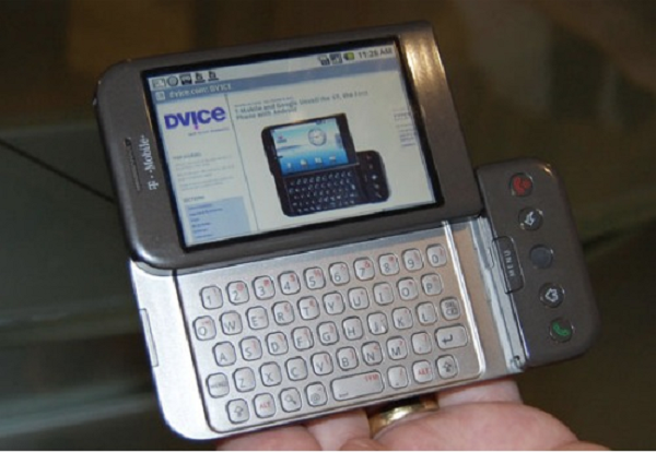HTC Dream là điện thoại Android đầu tiên có mặt trên thị trường, giúp củng cố công ty T-Mobile như một nhà tiên phong trong Android và tạo tiền đề cho những thiết bị Android sau này.