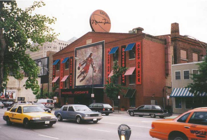Michael Jordan sở hữu nhiều nhà hàng ở Connecticut, Washington và Chicago. Ảnh: Wiki.