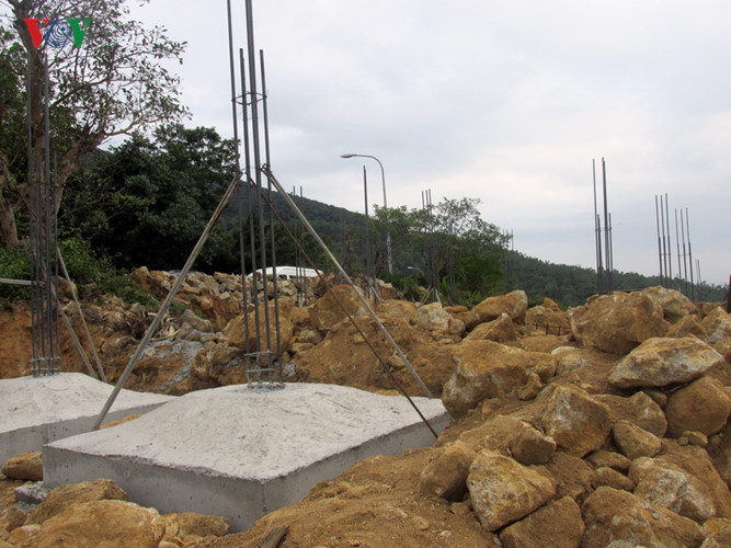 Dư luận cho rằng dự án ảnh hưởng đến môi trường tự nhiên bán đảo Sơn Trà.