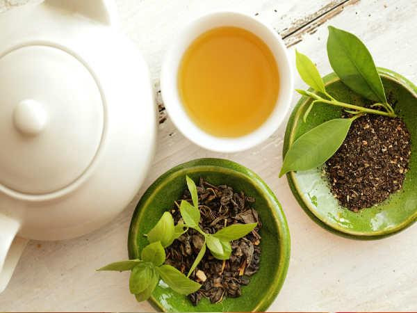 Trà xanh: Với thành phần giàu polyphenol nên trà xanh cũng được xếp vào danh sách những thực phẩm giúp chống ung thư vú hiệu quả.