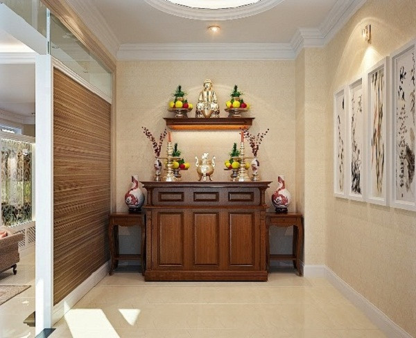 Không đặt bàn thờ ở lối đi lại: Theo các chuyên gia phong thủy thì việc đặt bàn thờ ở vị trí nào vô cùng quan trọng với mỗi gia đình. Một trong những vị trí bạn không nên đặt bàn thờ là ở lối đi lại. Bởi như chúng ta đã biết, lối đi lại là nơi để gia chủ cũng như khách của gia đình di chuyển, vì vậy rất ồn ào. Ngược lại, bàn thờ lại là một thế giới tâm linh thu nhỏ nên rất cần yên tĩnh, thiêng liêng. Khi bạn đặt bàn thờ ở lối đi lại sẽ khiến cho gia chủ hao tài, tán của, gia đình lục đục.