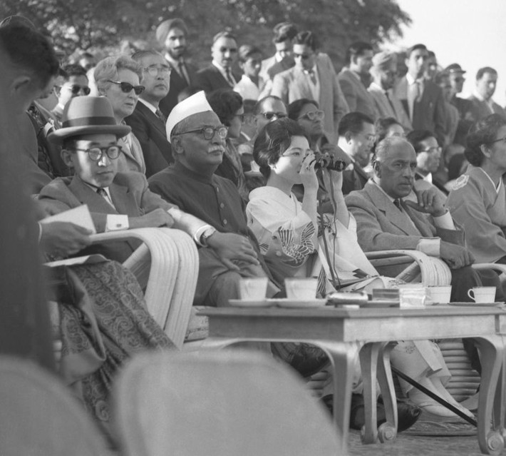 Thái tử và Công nương trong chuyến thăm Ấn Độ vào tháng 9/1960. Ảnh: AFP/Getty Images