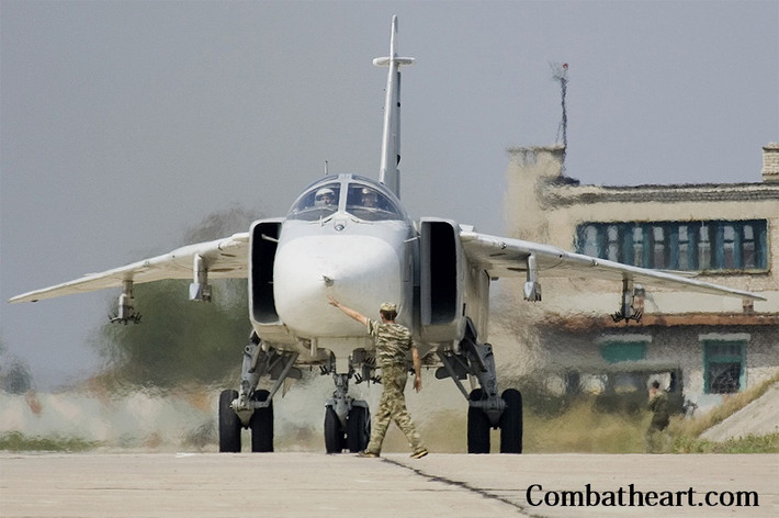 Su-24 có thể mang theo tối đa 8 tấn vũ khí các loại và được trang bị 1 khẩu pháo 23mm với cơ số đạn dự trữ lên tới 500 viên. Nguồn ảnh: Combatheart.