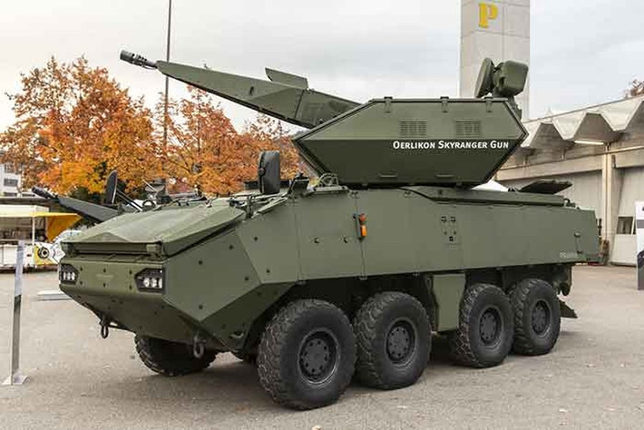 Để phát hiện các mục tiêu trên không kích thước nhỏ, Skyranger 35 sử dụng radar đa nhiệm AMMR hoạt động trên băng tần S. Tổng cộng có 5 ăng ten được lắp đặt trên xe quay về các hướng, cung cấp phạm vi phủ sóng 360 độ.