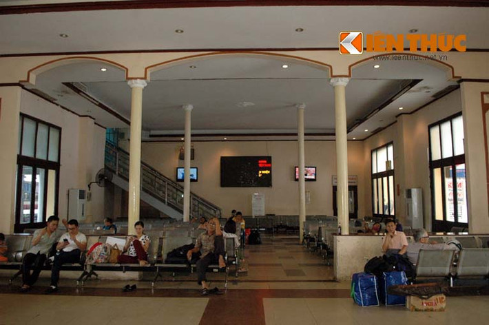 Đúng như chị Nghĩa nói, ga Hà Nội mới được cải tạo, nâng cấp với số vốn đầu tư hàng trăm tỷ nên mang một diện mạo hoàn toàn mới.