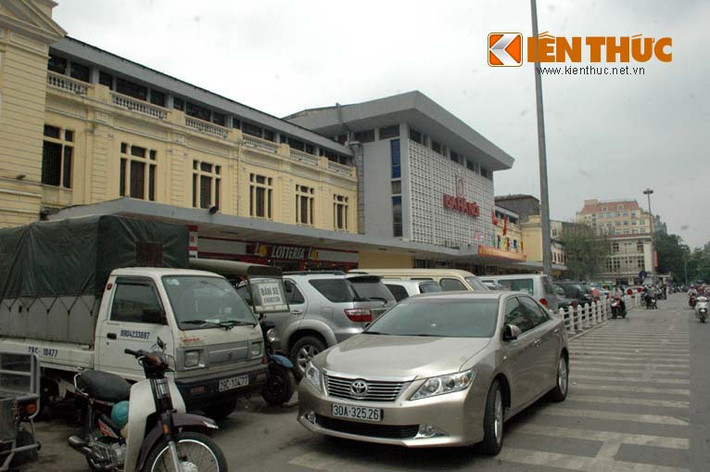 Theo Đại tá Hải, việc chuyển ga Hà Nội ra khỏi trung tâm Hà Nội là cần thiết vì mỗi lần tàu ra vào ga, ùn tắc ở các điểm giao với đường sắt thường xuyên xảy ra, lực lượng CSGT rất vất vả.