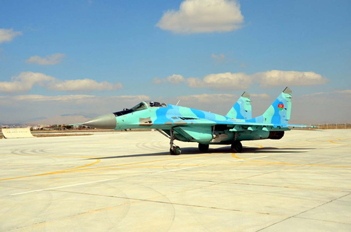 Mặc dù được xếp vào loại tiêm kích có khả năng chiếm ưu thế trên không, tuy nhiên MiG-29 lại chỉ có khả năng bay cao tối đa 18000 mét - chưa đủ cao để có thể với tới nhiều loại tiêm kích hay máy bay ném bom tầm xa của đối phương. Nguồn ảnh: QQ.