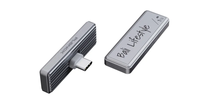 Planck SSD là ổ SSD di động nhỏ nhất thế giới, có kích thước chỉ bằng một gang tay. (Ảnh: 9to5Mac)