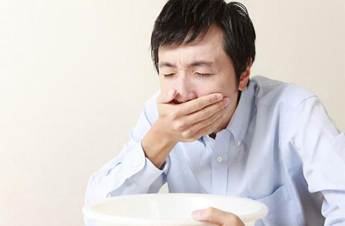 Buồn nôn: Cảm thấy buồn nôn hoặc khó chịu trong dạ dày của bạn, đặc biệt nếu các triệu chứng đó là liên tục và không có nguyên nhân thì đó có thể là một dấu hiệu của một khối u não.