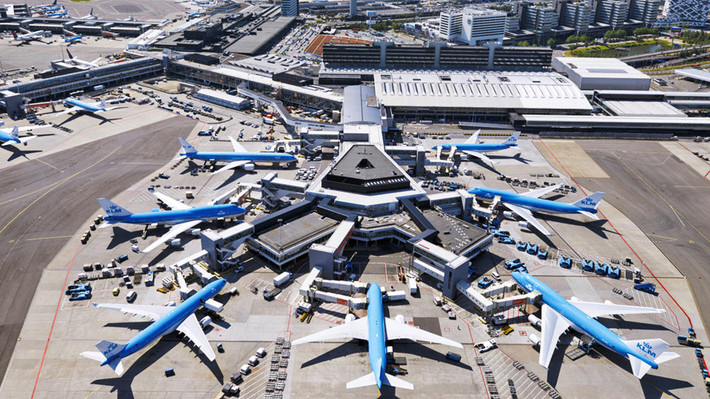4: Là số mét mà Schiphol - sân bay Amsterdam - nằm dưới mực nước biển. Ảnh: NACO.