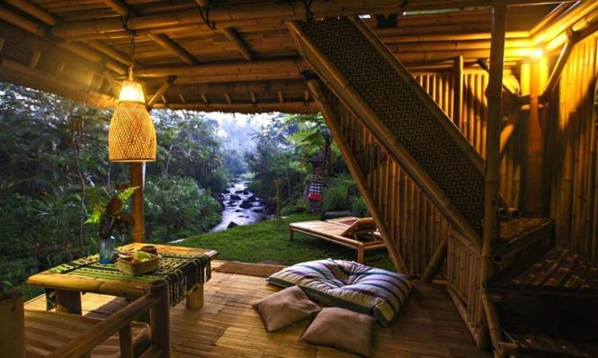 Cùng chiêm ngưỡng cảnh nhà bằng tre đẹp mê hồn như chốn 'bồng lai tiên cảnh':