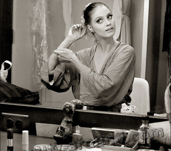 Suzanne Farrell – vũ công ballet nổi tiếng của Mỹ trong thế kỷ 20.