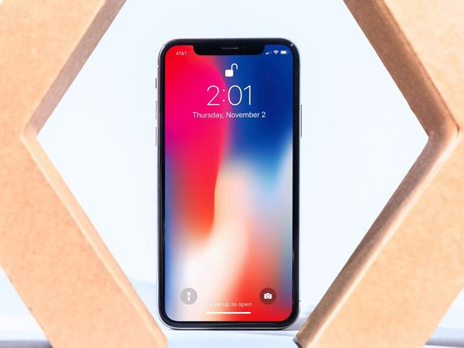 1. iPhone X: Không thể phủ nhận rằng iPhone X sở hữu những gì tốt nhất của iPhone và Apple hiện nay. Cùng với đó, iPhone X còn sở hữu thiết kế tốt nhất trong điện thoại thông minh. Giá: 1.000 USD (22 triệu đồng).