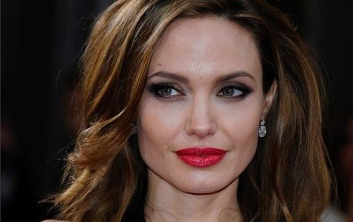 Ngôi sao Hollywood Angelina Jolie có sở thích ...