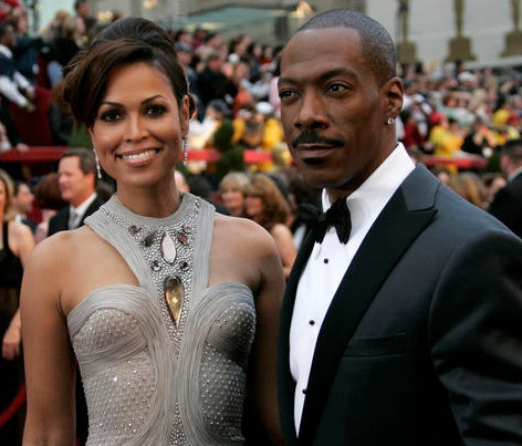 Eddie Murphy kết hôn với nhà sản xuất Tracey Edmonds vào năm 2008. Thế nhưng, chỉ 15 ngày sau, cả hai đã tuyên bố "đường ai nấy đi" vì không hòa hợp.