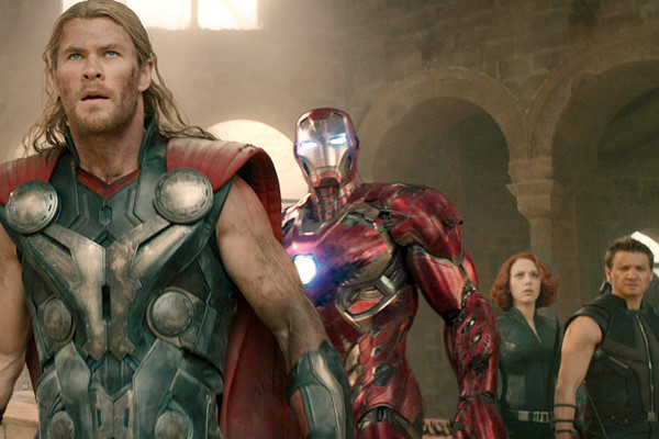 8. Mark XLV : Đây là bộ giáp Iron Man thứ 45 của Tony Stark, xuất hiện trong Avengers: Age Of Ultron. Được trang bị trí tuệ nhân tạo mới mang tên F.R.I.D.A.Y, bộ giáp rất mạnh mẽ, đặc biệt với súng lazer có thể làm tan chảy cơ thể làm bằng kim loại quý Vibranium của robot Ultron.