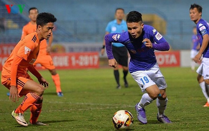 Tiền vệ phải Quyễn Kuaq Hải (Nguyễn Quang Hải) (Hà Nội FC)