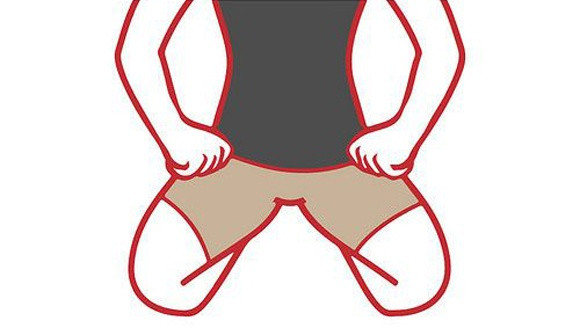 Bước 4: Nhổm dậy, mở rộng 2 đầu gối, 2 bàn tay nắm hờ đặt trên đùi.