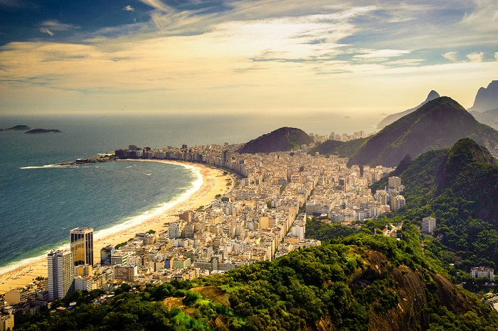 Mặt khác, tất cả vùng ven biển của Brazil sẽ không còn tồn tại, điều đó đồng nghĩa với việc văn hóa bãi biển sẽ kết thúc.