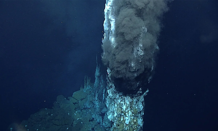 Với sự tiến bộ của công nghệ, độ sâu ước tính của Challenger Deep đã được cập nhật gần đây nhất là 10.935 mét vào năm 2021.