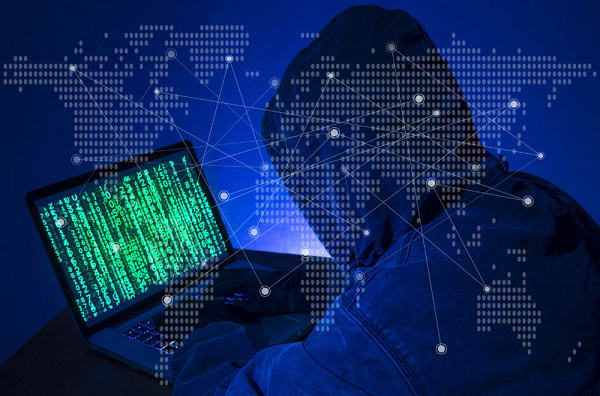 Trung tâm Giám sát an toàn không gian mạng quốc gia (National Cyber Security Center - NCSC) khuyến cáo người dùng nên đảm bảo an toàn cho các tài khoản trực tuyến như tài khoản ngân hàng, ví điện tử, thư điện tử, Facebook... đặc biệt với tài khoản có chức năng thanh toán trực tuyến, chỉ mở tính năng này khi cần sử dụng.