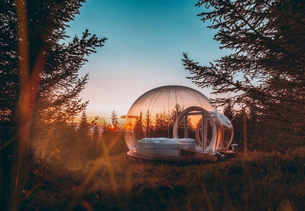 Đất nước Iceland là một trong những nơi tốt nhất để tận hưởng vẻ đẹp tự nhiên và cực quang borealis suốt đêm tại những khách sạn bong bóng.