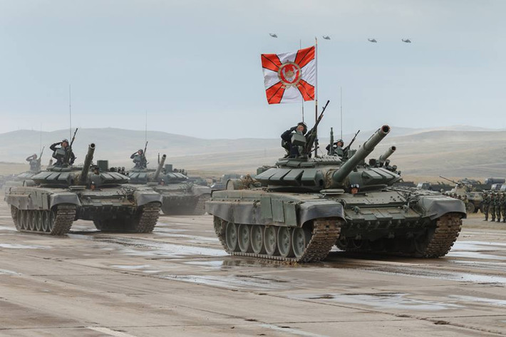 Tập trận Vostok-2018 được xem là cuộc tập trận lớn nhất trong thế kỷ 21 tính tới thời điểm hiện tại. Tổng cộng phía Nga huy động vào cuộc tập trận này quân số lên tới hơn 300.000 quân - tương đương với 1/3 quân số thường trực của quốc gia này. Nguồn ảnh: Bộ Quốc phòng Nga.