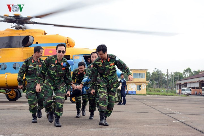 Sau những đợt huấn luyện diễn tập Bệnh viện dã chiến 2.1 đã khẳng định năng lực, kinh nghiệm trong các hoạt động cấp cứu.