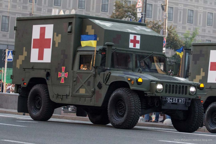 "Ukraine đang mất binh lính mỗi tuần bảo vệ đất nước của họ. Và trong bối cảnh đó, để Ukraine xây dựng quân đội của mình đủ mạnh để tự vệ, chính quyền Kiev cần sự hỗ trợ từ bên ngoài. Và tất nhiên họ cần hỗ trợ nhiều hơn những loại vũ khí sát thương", vị cựu đại sứ này tuyên bố. Nguồn ảnh: defence-blog.