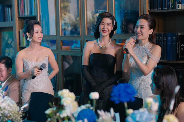 Trong bức ảnh chụp cận mặt, Đông Phương khoe được đường nét hài hòa và làn da ít khuyết điểm.