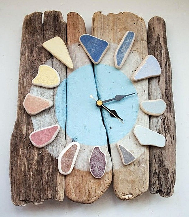 Chính vì vậy, người ta có thể sáng tạo ra hàng trăm mẫu mặt đồng hồ khác nhau đảm bảo được độ đẹp - độc - lạ mà vẫn giữ được chức năng quan trọng nhất đó là xem giờ. Ảnh: Brightside.