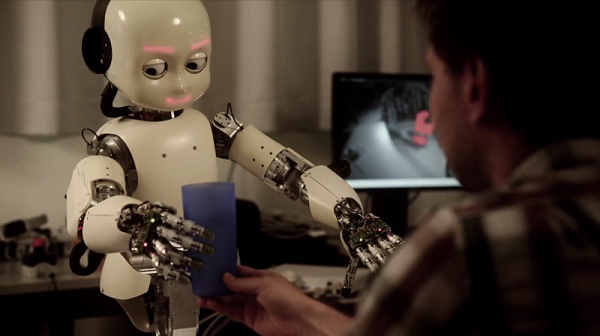 Theo các chuyên gia, nhân loại cần phải đặt lên bàn cân lợi ích và tác hại của những robot này. Chúng ta sẽ phải nhờ vào sự giúp đỡ của các robot để có thể tồn tại trong tương lai nếu không thể di tản ra ngoài vũ trụ.