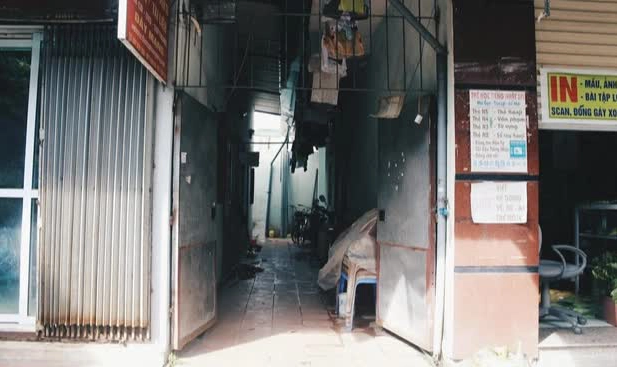 Đến thời điểm hiện tại tình hình "đỏ mắt" tìm phòng trọ của các bạn tân sinh viên vẫn là vấn đề nhức nhối. Nhiều tân sinh viên đến giờ vẫn loay hoay tìm trọ và cảm thấy áp lực khi nghĩ đến chi phí sinh hoạt hàng tháng. Ảnh: Tổng hợp