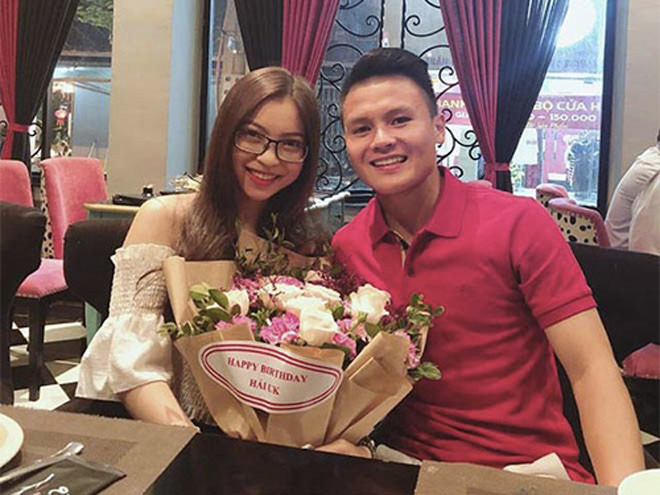 Không chỉ nhan sắc xinh đẹp, bạn gái cũ Quang Hải còn gây chú ý bởi gu thời trang xịn sò, trendy.