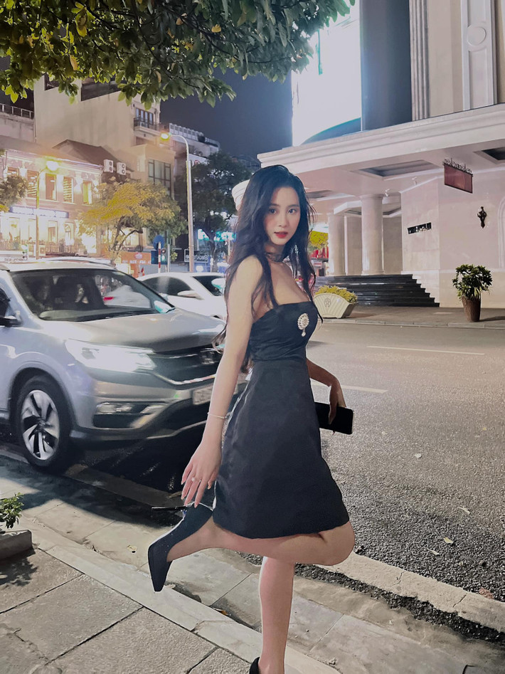 Mặc dù hiện tại có không ít hot girl nổi tiếng nhưng Nhật Vy vẫn được chú ý.