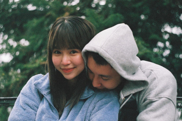 Năm 2015, Mẫn Tiên du học tại Nhật Bản. Cô theo học Đại học APU ở Oita, Beppu.