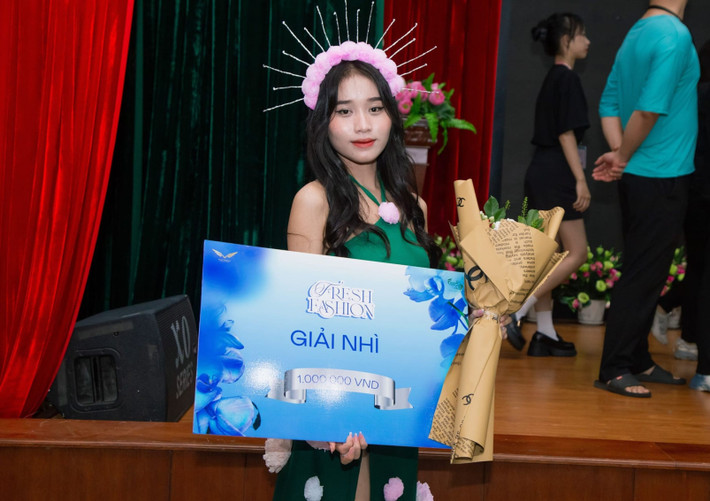 Hiện tại, cô đang hoàn thành các môn thi cuối kỳ ở trường. Bên cạnh đó, người đẹp đang trao dồi các kỹ năng giao tiếp, trình diễn và chuẩn bị tâm lý tốt nhất cho cuộc thi.