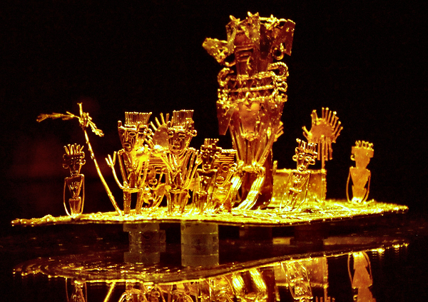 1. Thành phố vàng El Dorado được đặt theo tiếng Tây Ban Nha, có nghĩa là “dát vàng”. Đây là đất nước của người Inca cổ đại tại vùng rừng rậm Amazon. Theo những nhà thám hiểm Tây Ban Nha kể lại, tên đất nước này xuất phát từ tục lệ dát vàng lên nhà vua trị vì vương quốc lúc bấy giờ.