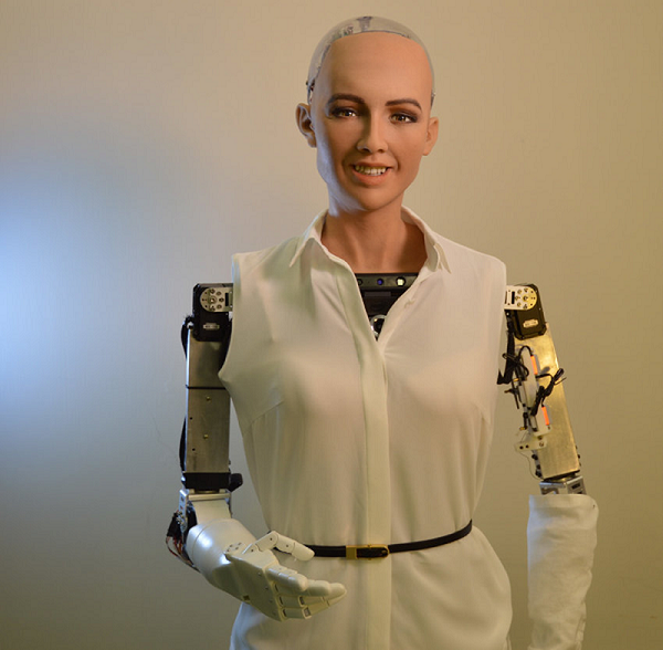 Sau sự thành công trong lĩnh vực hội họa, robot Sophia đã soạn một số tác phẩm âm nhạc trong dự án mang tên Sophia Pop hợp tác với các nhạc công trên thế giới.