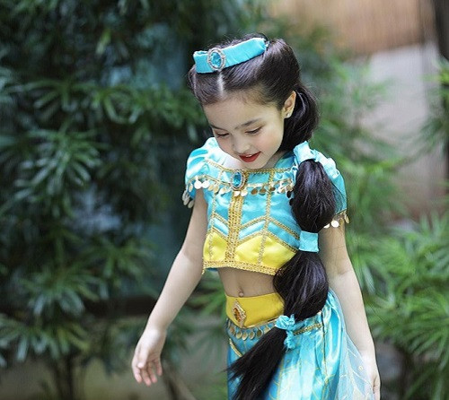 Mỹ nhân đẹp nhất Philippines Marian Rivera mới đây đã đăng tải hình ảnh con gái Zia hóa trang thành công chúa Jasmine trong câu chuyện “Aladdin và cây đèn thần” lên Instagram cá nhân.