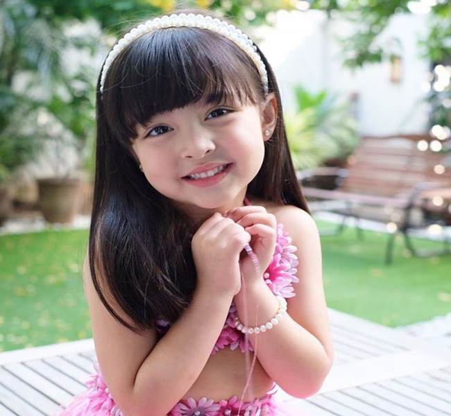Ngay từ nhỏ, cô bé đã có lượng fan khủng trên mạng xã hội.