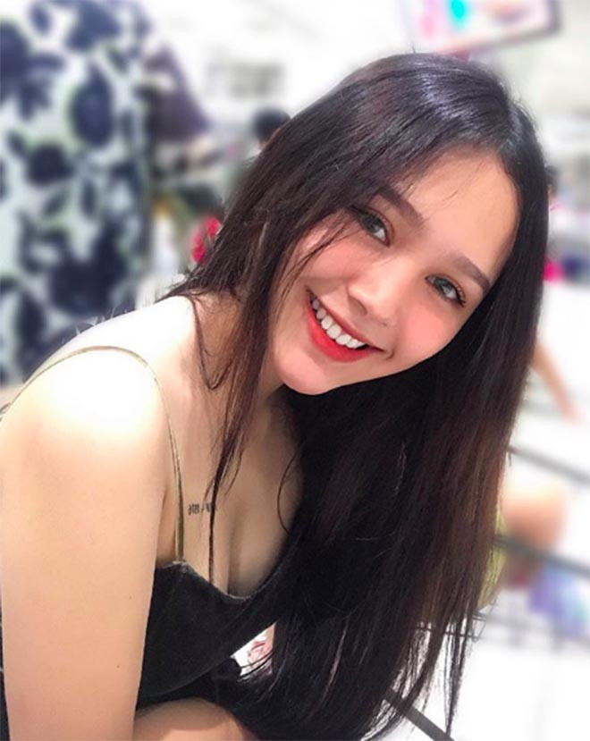 Ngoài công việc người mẫu ảnh và tham gia diễn xuất trong một vài dự án, vợ sắp cưới của Xemesis còn đang kinh doanh online.