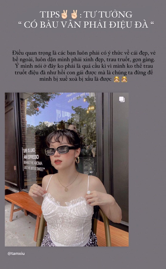 Để đẹp trong thời gian mang thai, nàng hot girl đình đám một thời cho biết bản thân có tips như ít khi mặc váy rộng; mix&match trang phục khác với quần bầu; chọn đồ có chất liệu mỏng, co dãn, ôm body,...