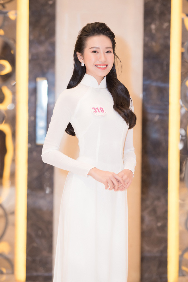 Doãn Hải My hiện đang là một trong những thí sinh trong đêm Chung kết Hoa hậu Việt Nam năm nay. Cô nàng sinh năm 2001 tại Hà Nội.