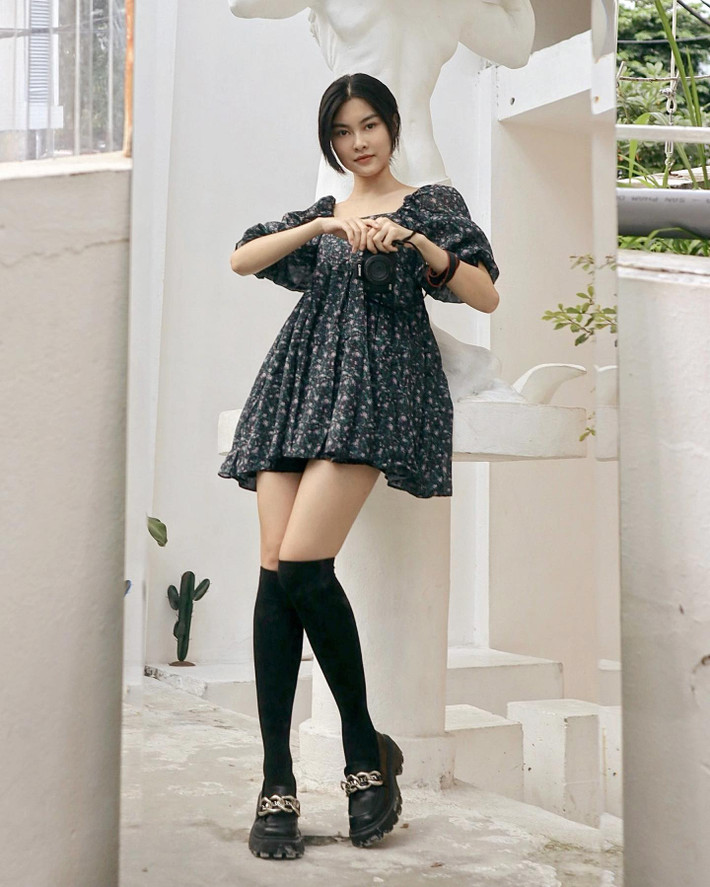 Vòng Đình Tiểu Thảo, sinh năm 1998 đến từ Đà Nẵng là hot girl mới nổi gần đây nhờ sở hữu cái tên lạ.